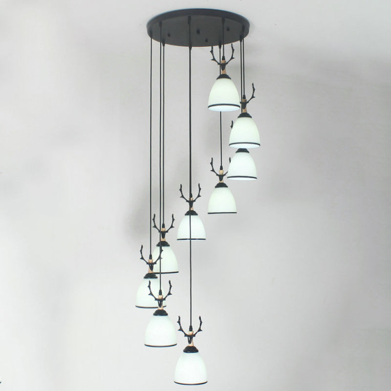 Suspension Dome Swirl Cluster en noir - Luminaire suspendu contemporain en verre opale