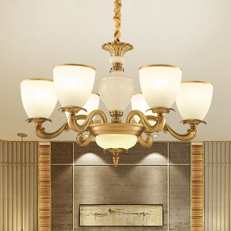 Luminaire suspendu Simplicity en or avec bol en verre laiteux pour le salon
