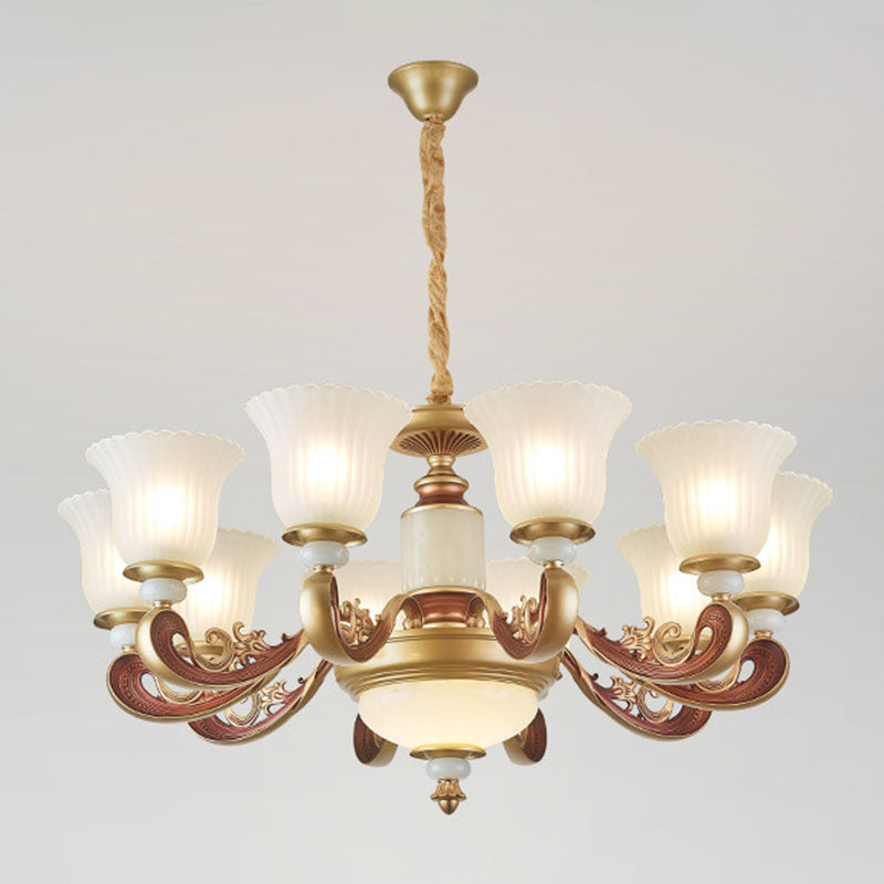 Lustre doré avec abat-jour en verre côtelé givré pour éclairage suspendu de salle à manger