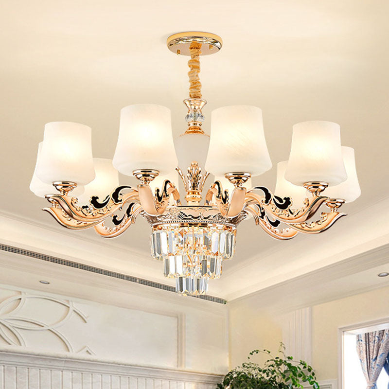 Lustre conique doré : lampe à pendule élégante avec abat-jour en verre dépoli blanc pour le salon