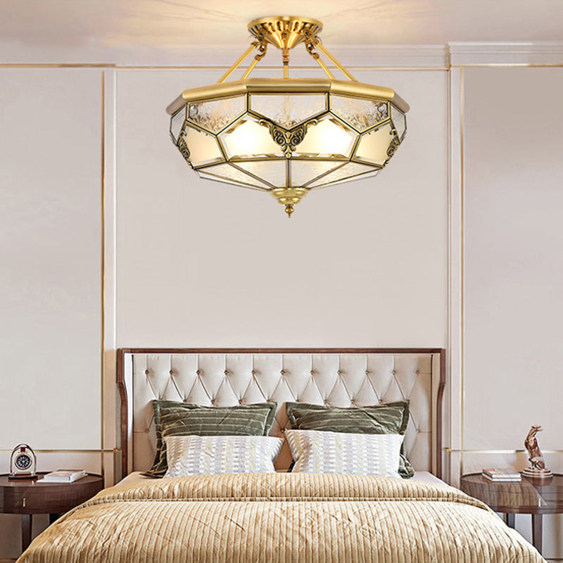 Plafonnier en verre doré : forme de bol classique pour lustre de chambre