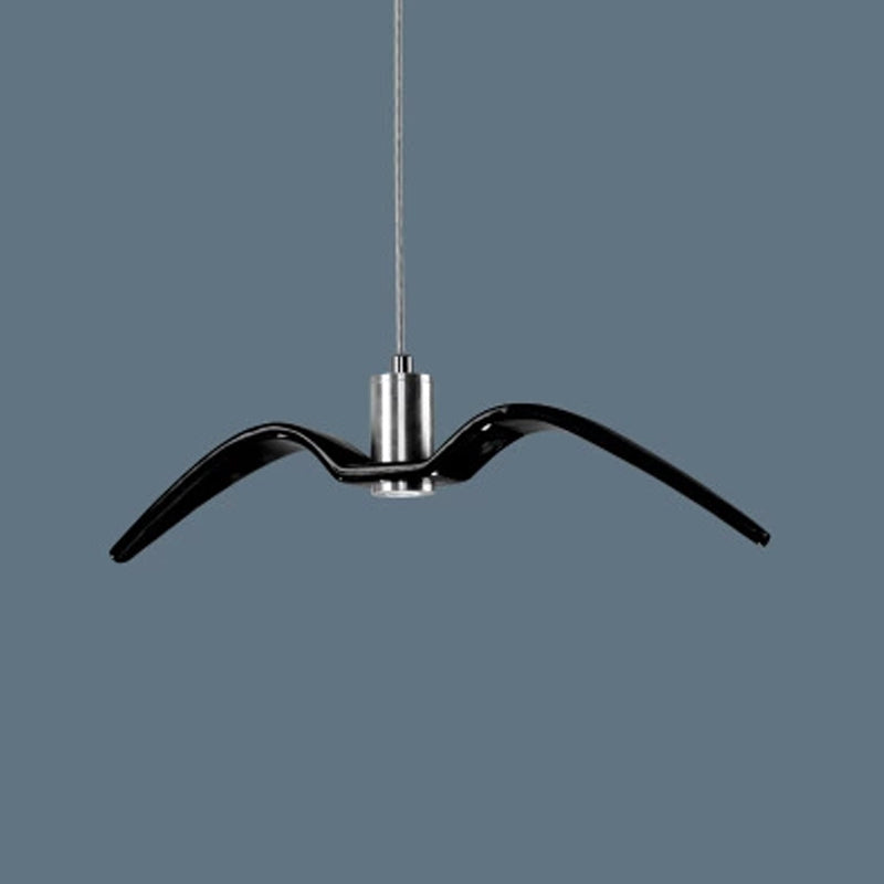 Seagull Resin Suspension Pendant Ceiling Light: Artistic Single-Bulb Fixture For Restaurants