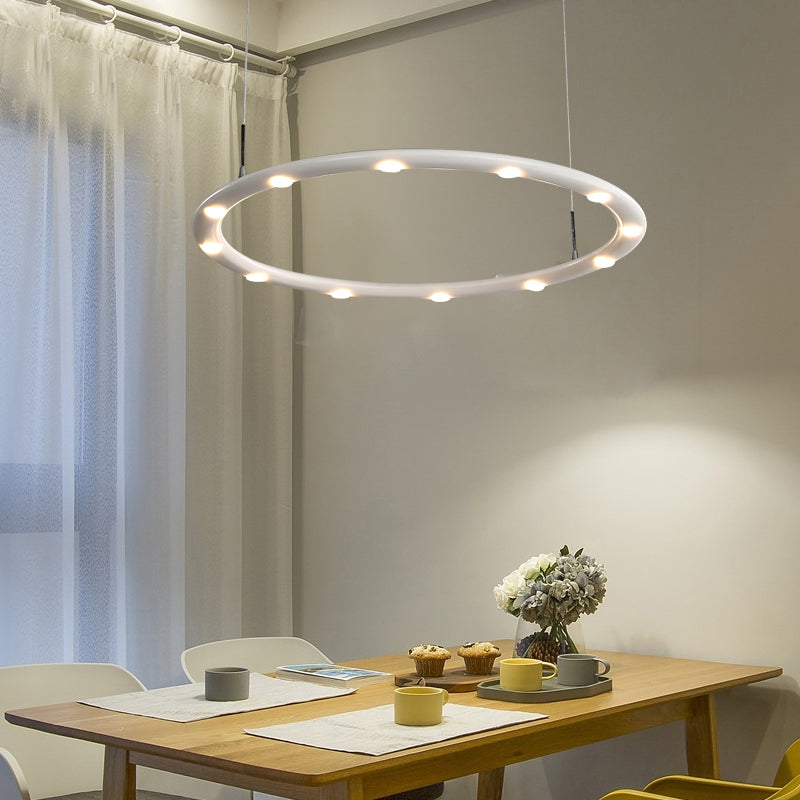 Lustre moderne à LED en acrylique à 1/2 niveaux en noir/blanc pour chambre à coucher : éclairage chaud/blanc