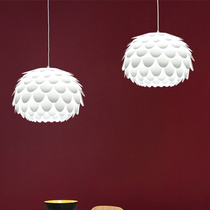 Suspension Squama - Suspension de plafond en plastique Arc Deco pour chambre à coucher - 1 lumière, blanc - 12"/16" de large