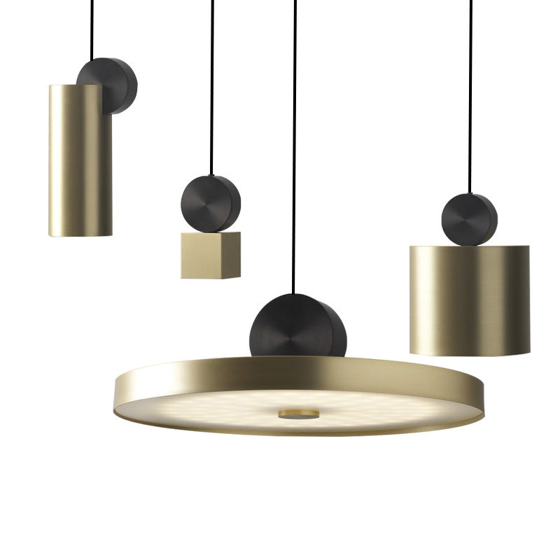 Plafonnier LED géométrique doré pour salle à manger