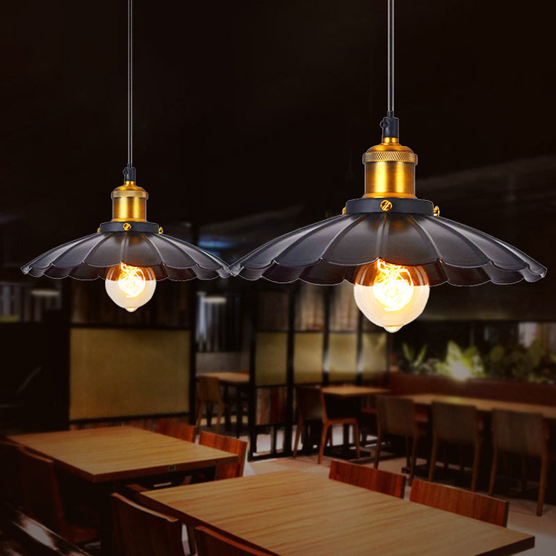 Vintage Scalloped Edge Hanging Lamp: Single-Bulb Iron Pendant for Restaurants