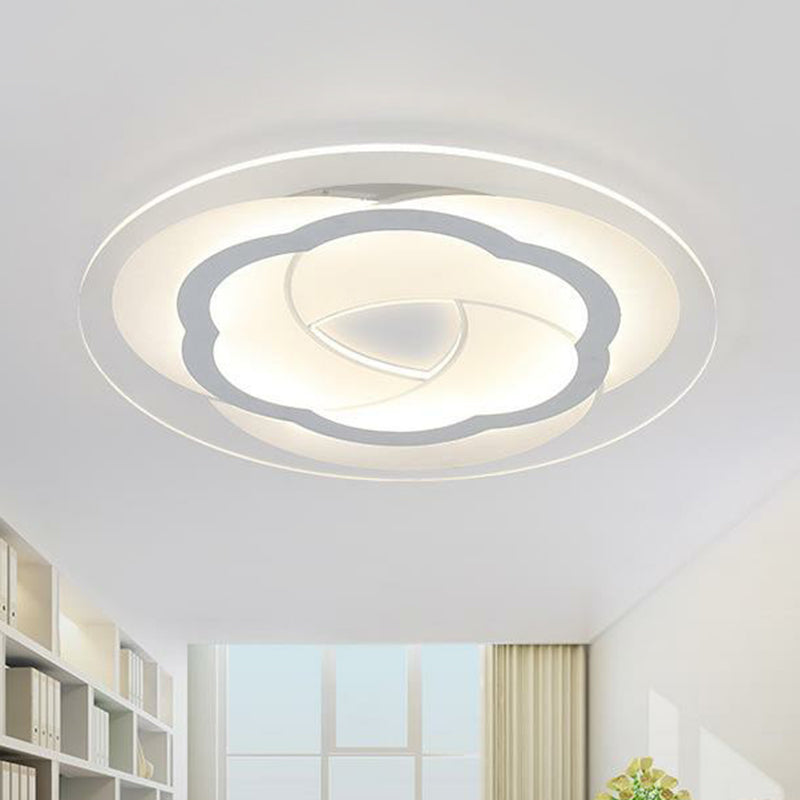 Modern Metallic LED Flush Ceiling Light Fixture with Clear Floral Design - Ideal for Living Room