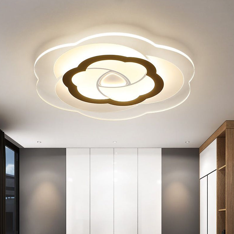 Plafonnier LED en acrylique à encastrer en forme de fleur nordique pour salon transparent