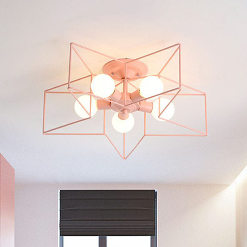 Plafonnier semi-encastré en forme d'étoile de fer à 5 ampoules pour une décoration de salon simple