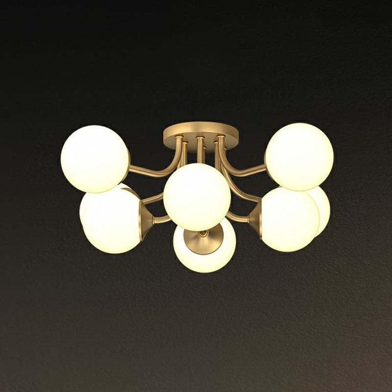 Lustre postmoderne en verre opale plaqué or - Plafonnier semi-encastré pour salon