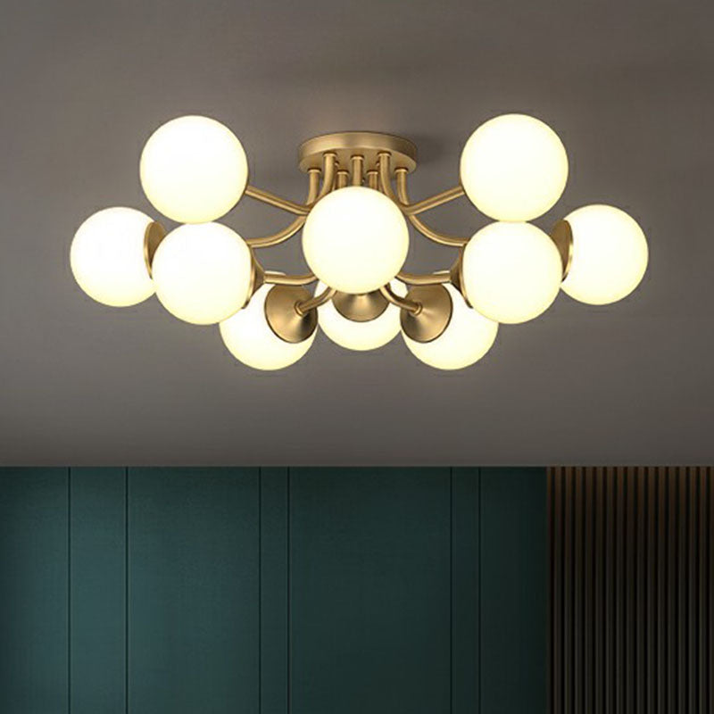 Lustre postmoderne en verre opale plaqué or - Plafonnier semi-encastré pour salon
