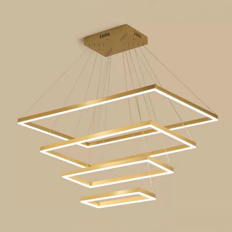 Lustre moderne en aluminium doré : plafonnier LED rectangulaire à 4 niveaux