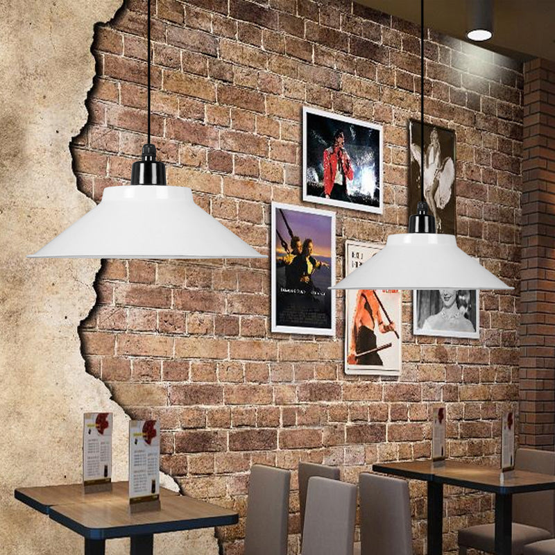 Suspension conique en métal avec bord roulé - Lampe de plafond à 1 lampe pour décoration de loft