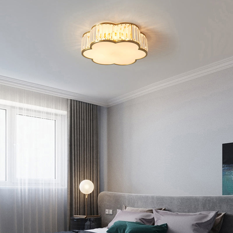 Plafonnier floral avec finition en laiton, design simple, luminaire encastré en cristal à 3 lumières pour chambre à coucher