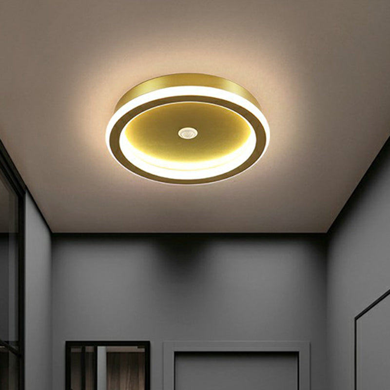 Sleek Geometric LED Ceiling Light - Minimalist Metal Flush Mount Fixture for Corridors