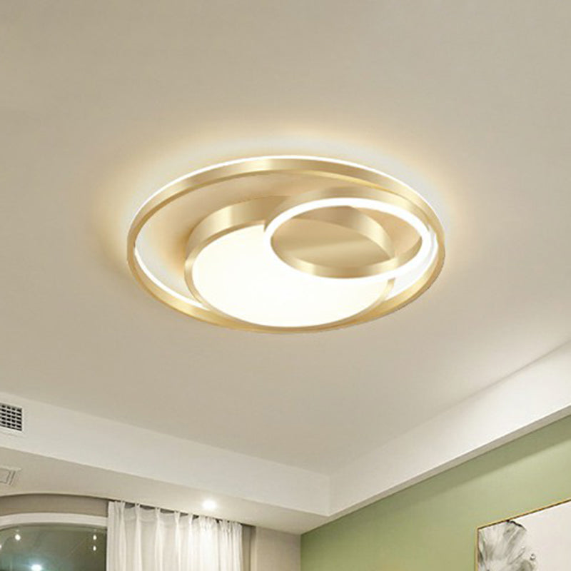 Minimalist Gold Round Metal LED Flush Mount Light for Bedroom Ceiling Lighting