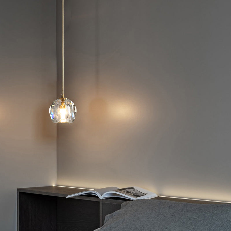 Minimalist Gold Crystal Ball Pendant Light for Restaurants - Elegant Suspension Lamp