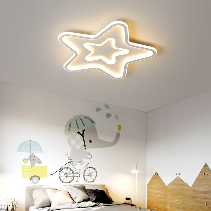 Simplistic Acrylic Star LED Flush Mount Lamp with Gold Finish - Ideal Ceiling Light for Child's Room
