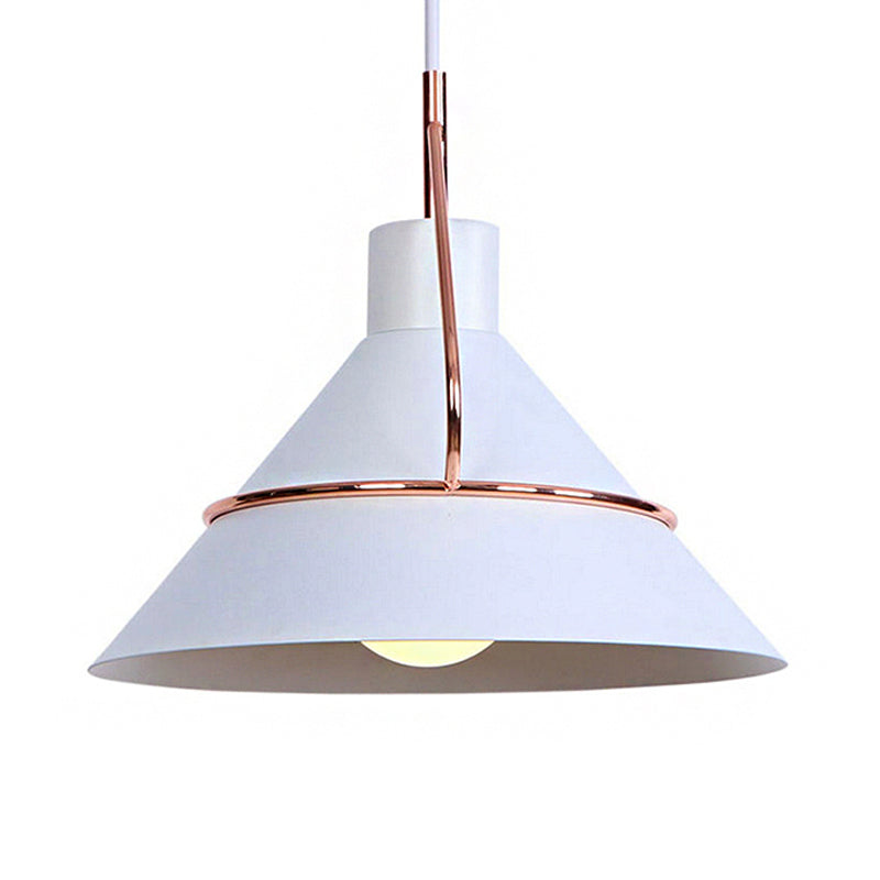 Retro Metal Cone Pendant Ceiling Light - Stylish Living Room Hanging (1-Light Black/White)