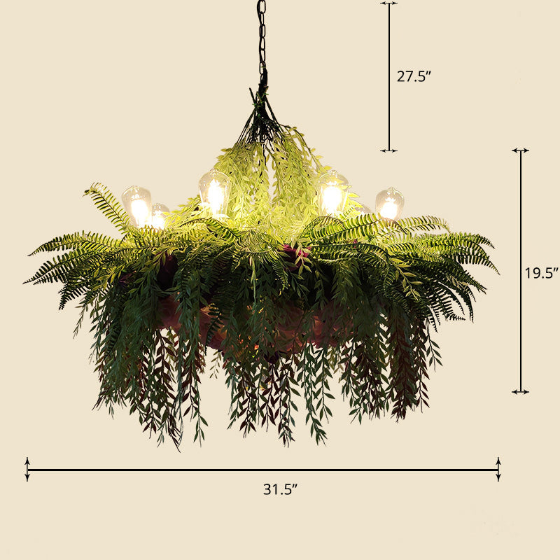 Lustre industriel suspendu avec décoration de plantes artificielles