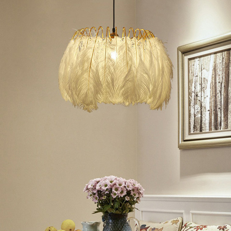 Nordic White Feather Pendant Light - Single-Bulb Suspended Lighting for Bedroom