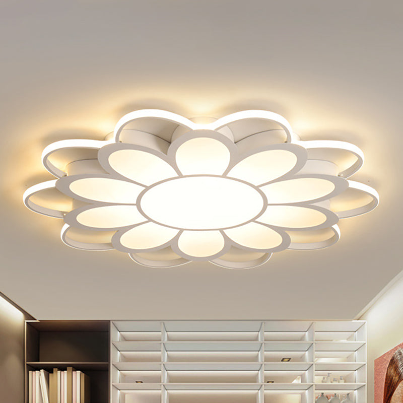 Contemporary LED Ceiling Light: 20.5"/27"/31.5" Dia, White Metal Flush Mount Fixture for Living Room (Warm/White)