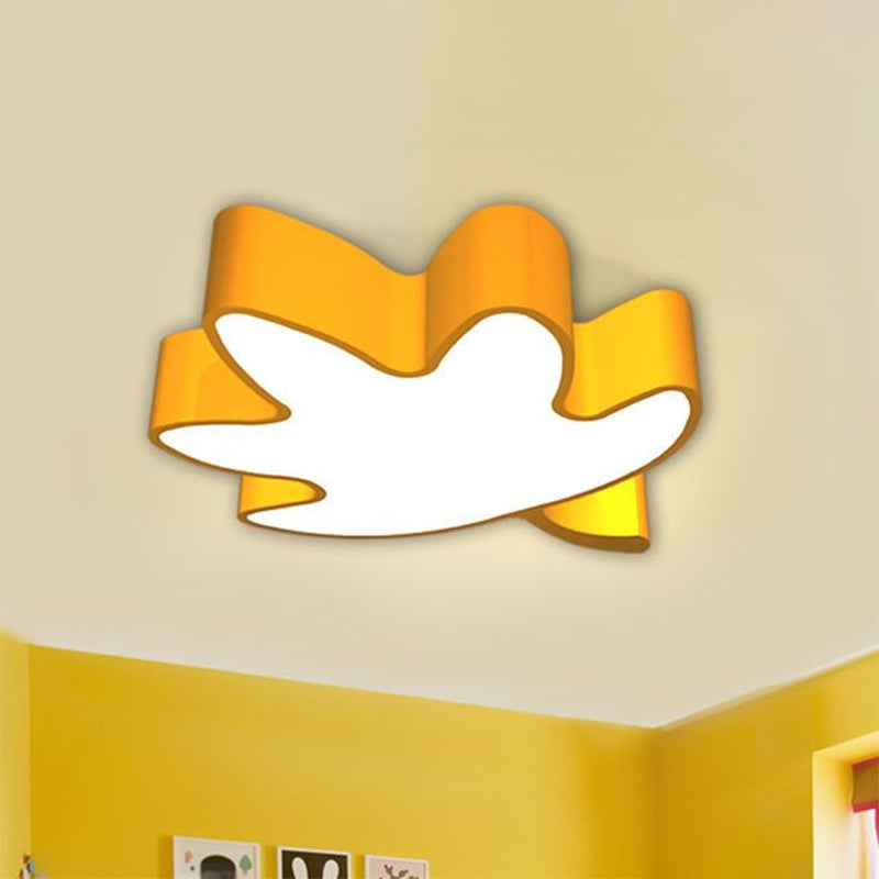 Plafonnier LED en acrylique en forme de feuille d'érable pour plafond de maternelle 