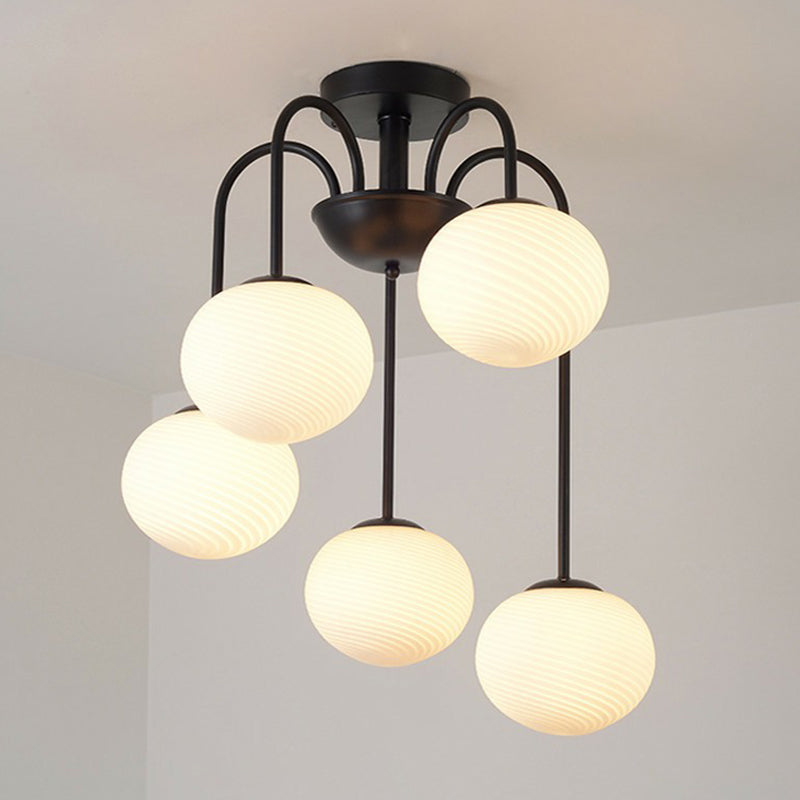 Plafonnier LED nordique en verre opale pour salle à manger