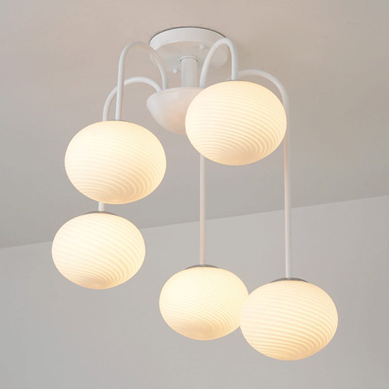 Plafonnier LED nordique en verre opale pour salle à manger