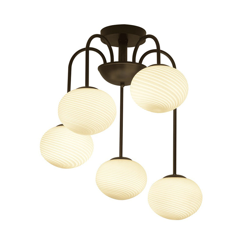 Plafonnier LED nordique en verre opale pour salle à manger