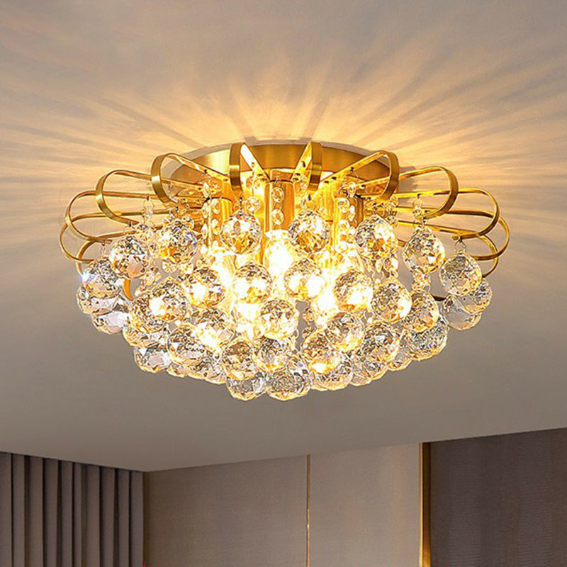 Beauté de la chambre à coucher en cristal : plafonnier encastré post-moderne à boules à facettes transparentes avec motif floral 