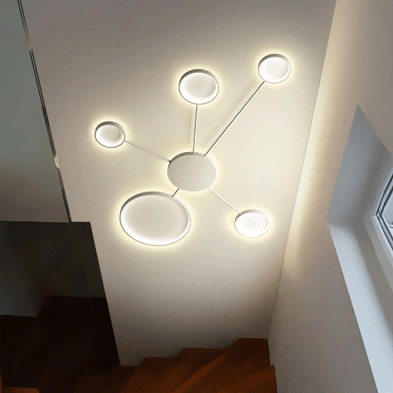 Modern Spoke Design LED Flush Mount Acrylic Ceiling Light in Black/White – Warm/White Illumination
