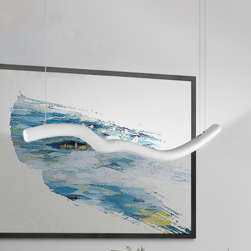Suspension linéaire minimaliste avec LED intégrée en gris/blanc pour salle à manger