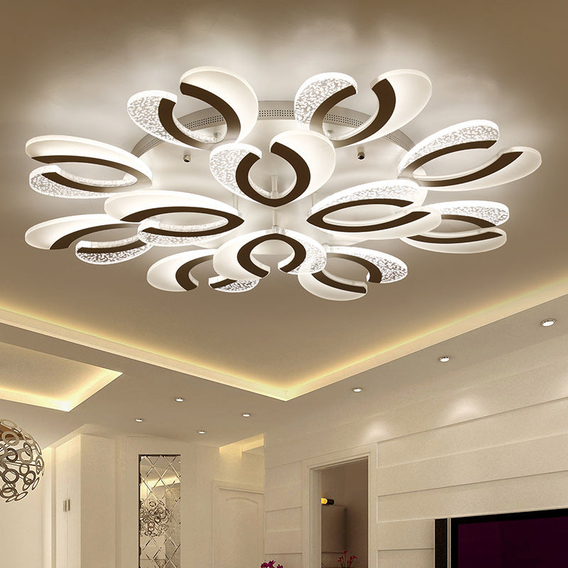 Plafonnier LED minimaliste en acrylique blanc à motif floral pour plafond de salon 