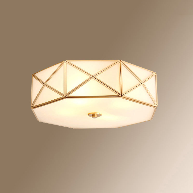 Plafonnier encastré à 4 lumières de style colonial avec finition dorée et forme de bol en verre dépoli