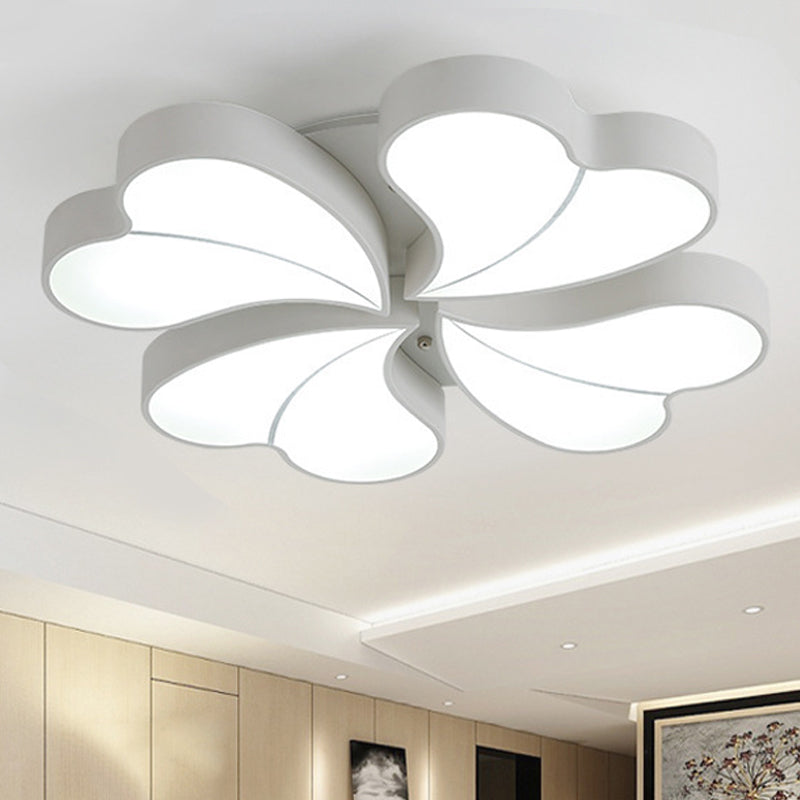 Flower-shaped Acrylic Art Deco Ceiling Light in White for Bedroom