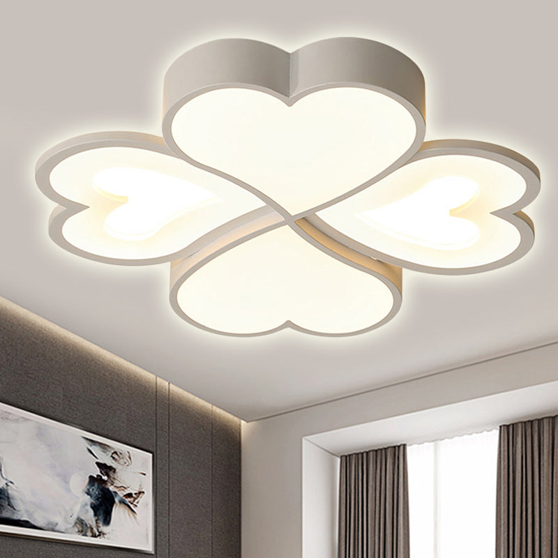Modern Heart Shape Acrylic Flush Mount Ceiling Light - Stylish Living Room Fixture