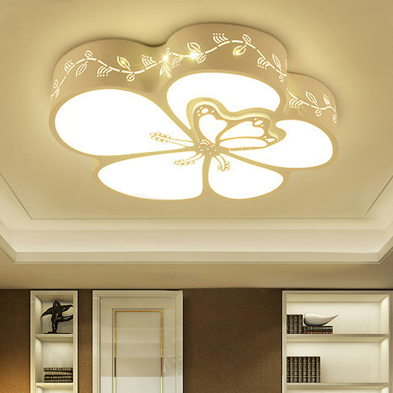 Plafonnier LED moderne avec montage encastré en métal papillon pour chambre de fille - Blanc