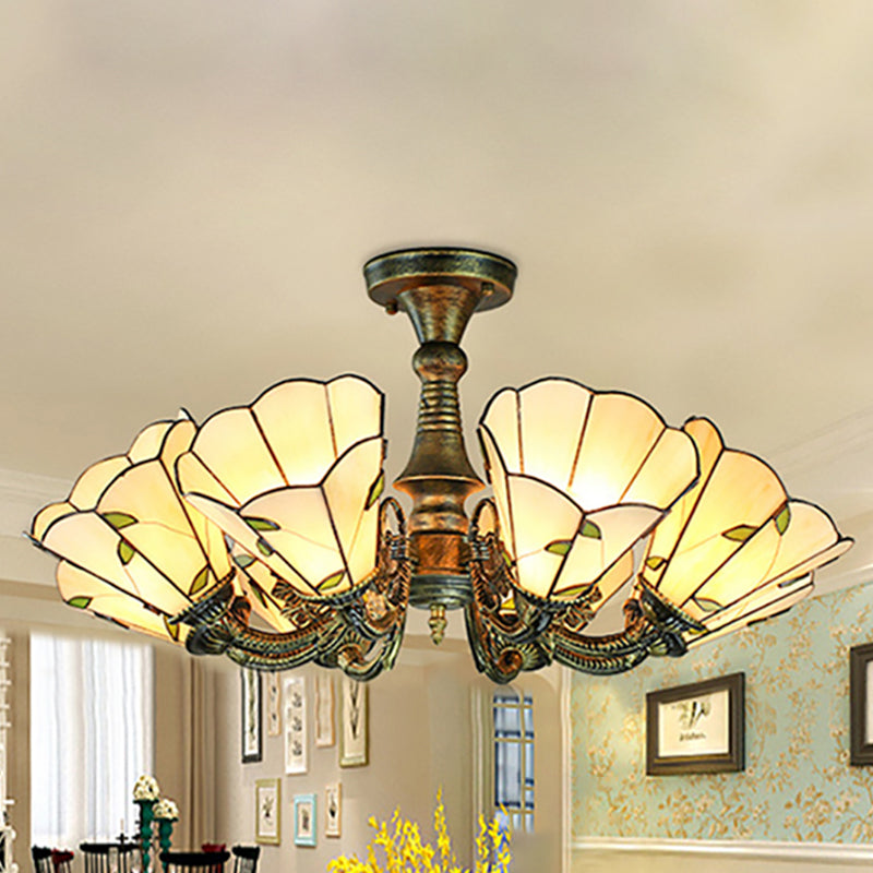 Lustre rustique en vitrail avec suspension à plusieurs lumières et accents en bronze
