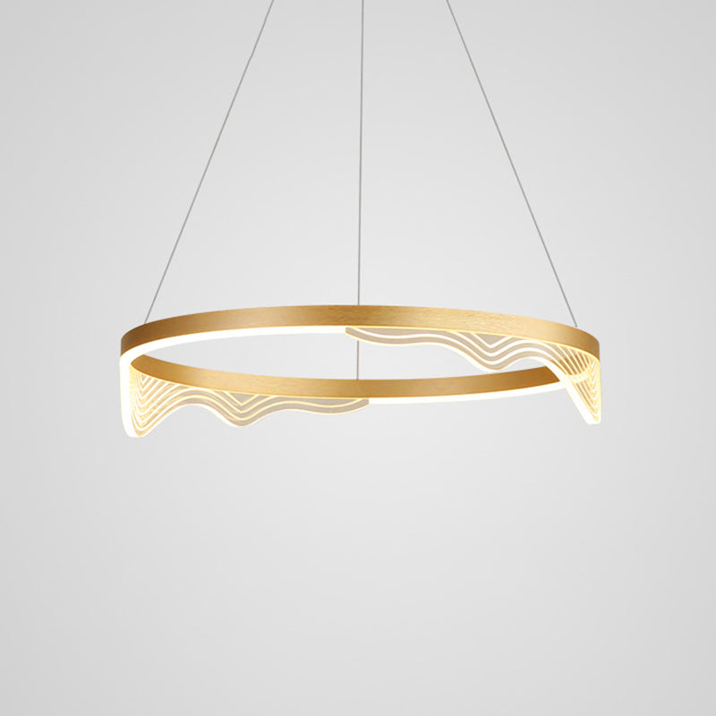 Lustre en métal orné de dentelle élégant : éclairage suspendu ultra-moderne pour le salon