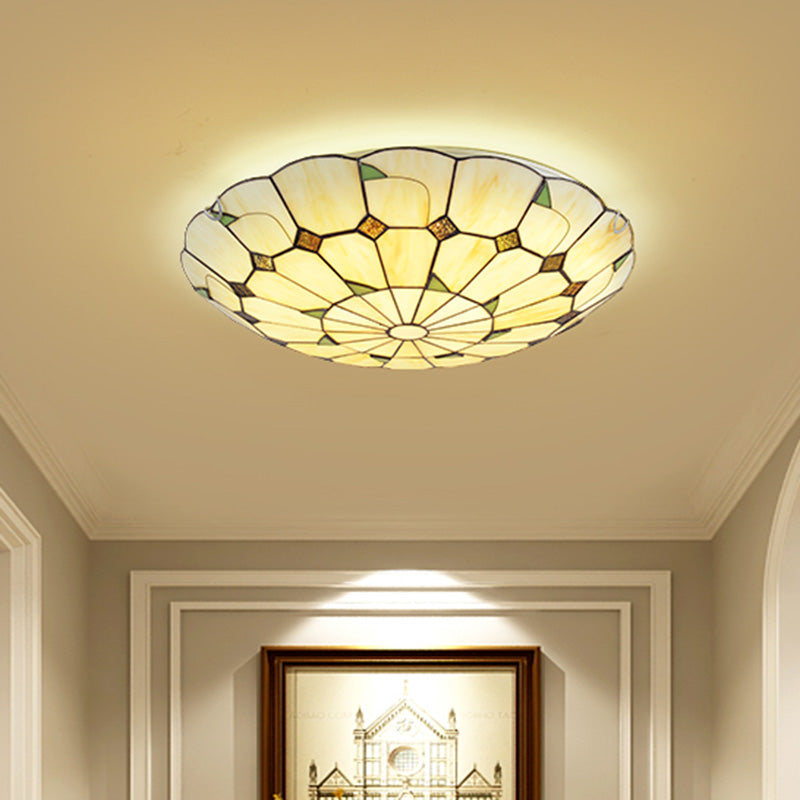 Vintage Tiffany Stained Glass Ceiling Light with Leaf Pattern - Flush Mount LED Lamp for Living Room and Bedroom