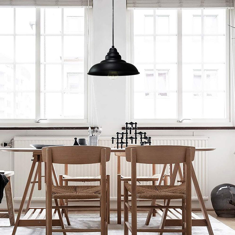 Suspension noire de style industriel avec abat-jour en forme de bol métallique pour éclairage de salle à manger