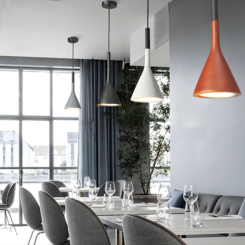 Nordic Modern Resin Tapered Hanging Light - Stylish 1-Light Restaurant Pendant Lamp