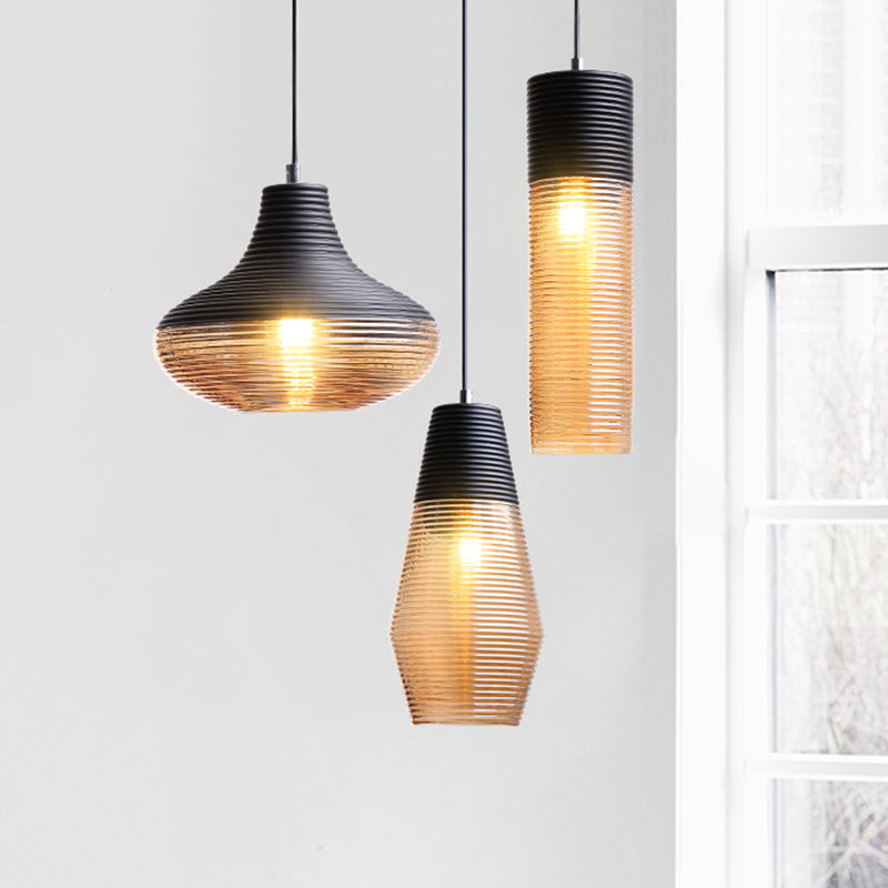 Suspension moderne en métal noir avec abat-jour en verre nervuré - Lampe suspendue à 1 lumière