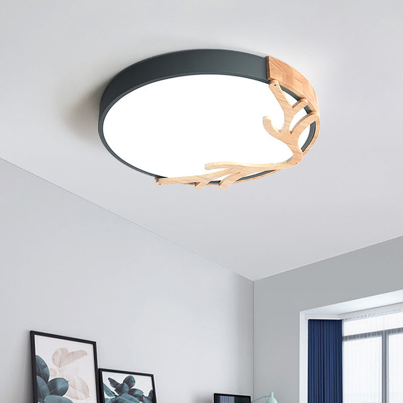 Metal Nordic Flush Mount Spotlight with Antlers - Round 1-Light Flush Mount Light