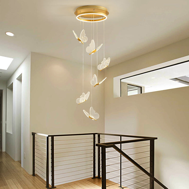 Plafonnier en spirale papillon en acrylique moderne à plusieurs lumières LED en or