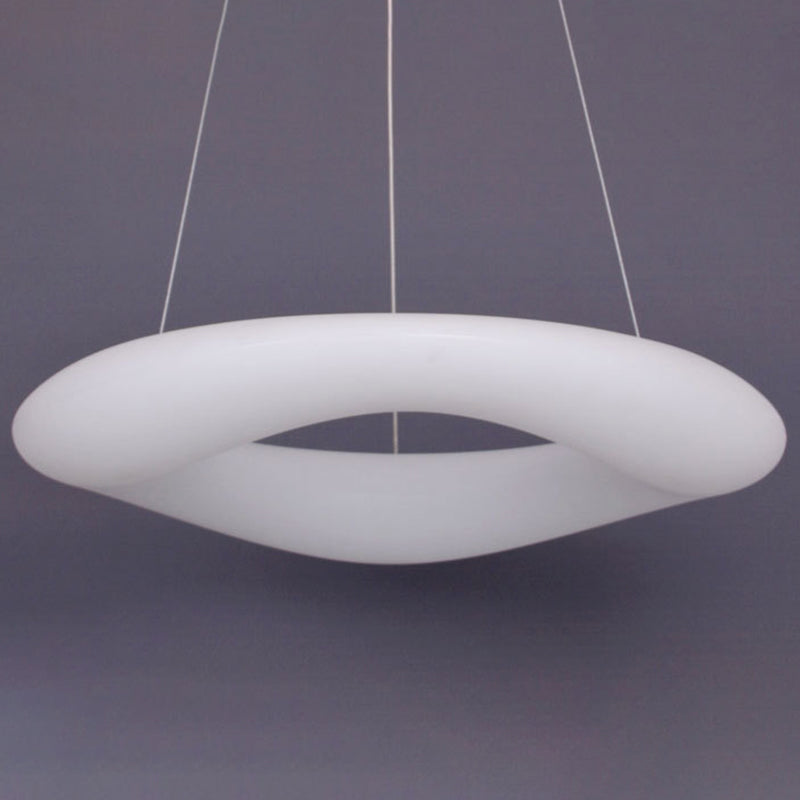 Lampe à suspension LED minimaliste en acrylique : luminaire suspendu en boucle blanche pour salle à manger
