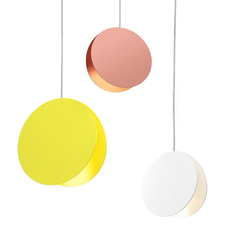 Shell-Inspired Round Pendant Lamp - Macaron Style - Metal - 1-Light Ceiling Light