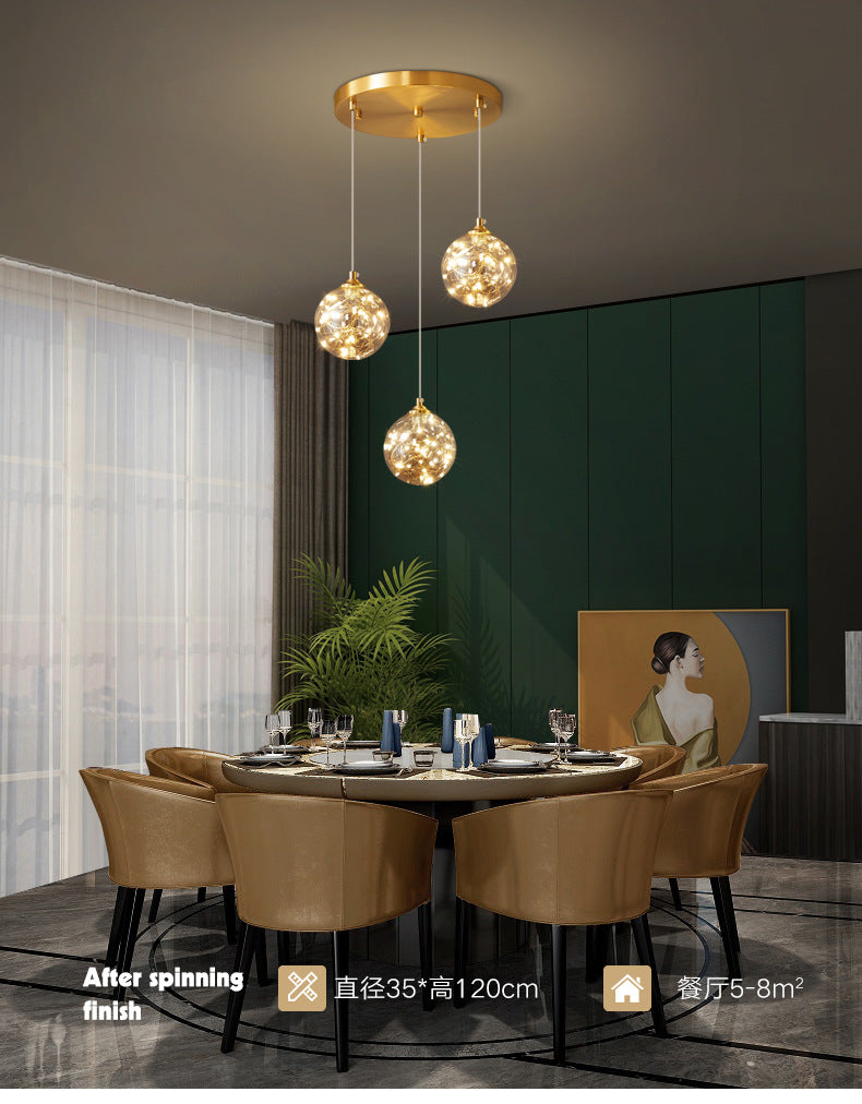 Lampe à suspension LED en verre ambré nordique avec finition en laiton et design étoilé pour chambre à coucher