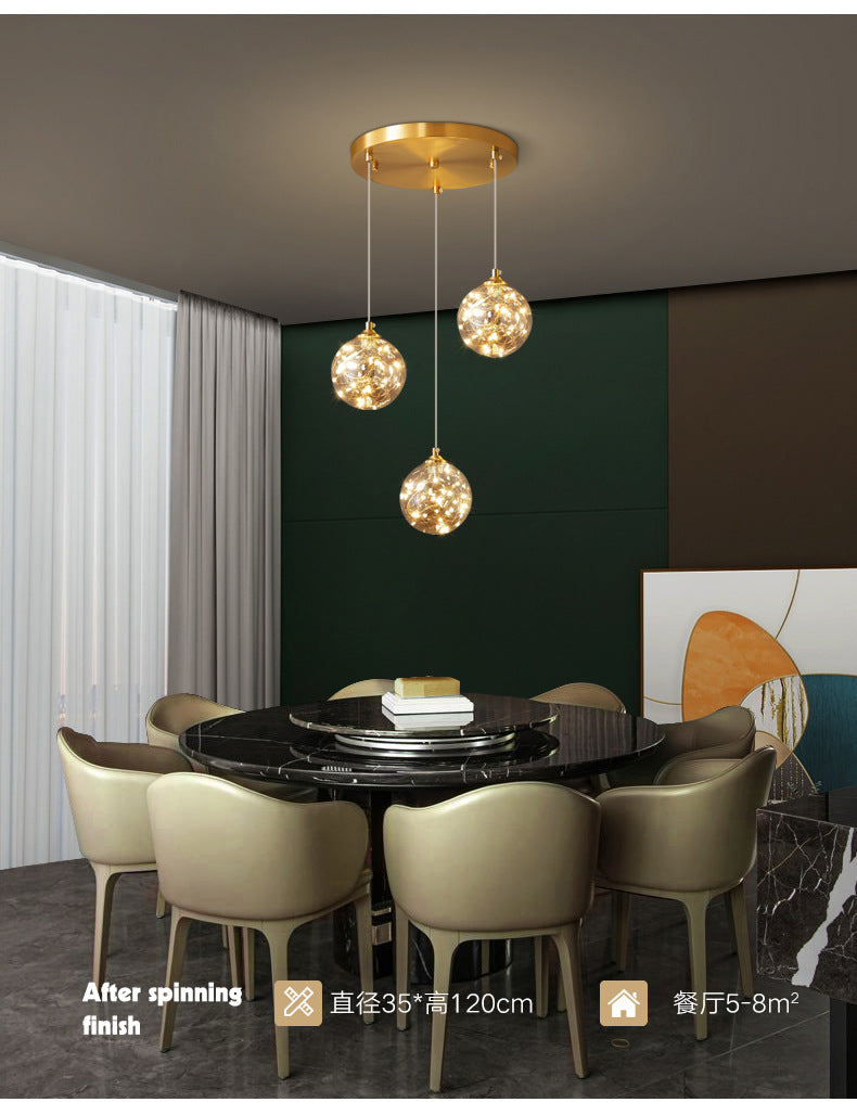 Lampe à suspension LED en verre ambré nordique avec finition en laiton et design étoilé pour chambre à coucher